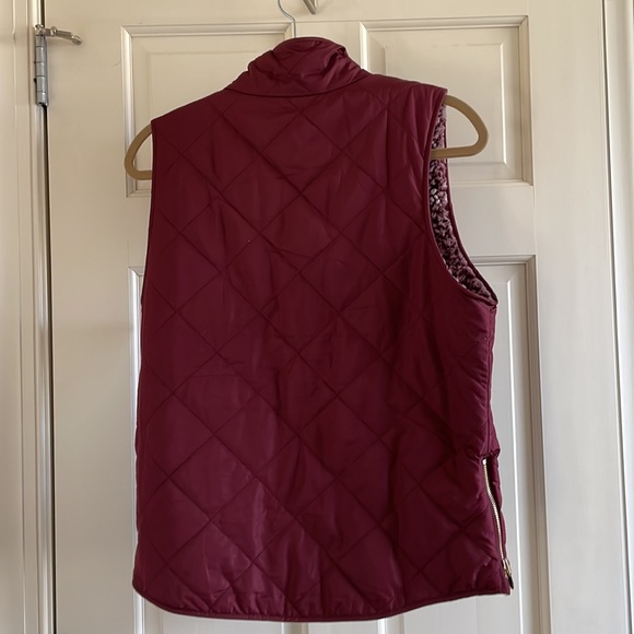 Reversible Vest - Picture 2 of 4